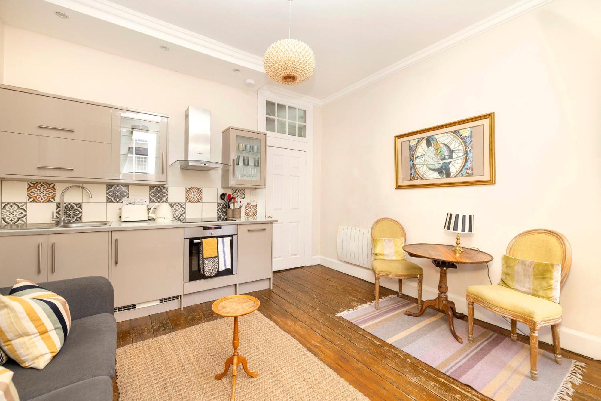 Joivy Classy Apartment Near Edinburgh Castle エクステリア 写真
